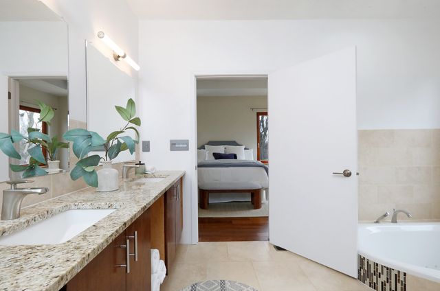 4001 Cartier Avenue, Ames, IA 50014