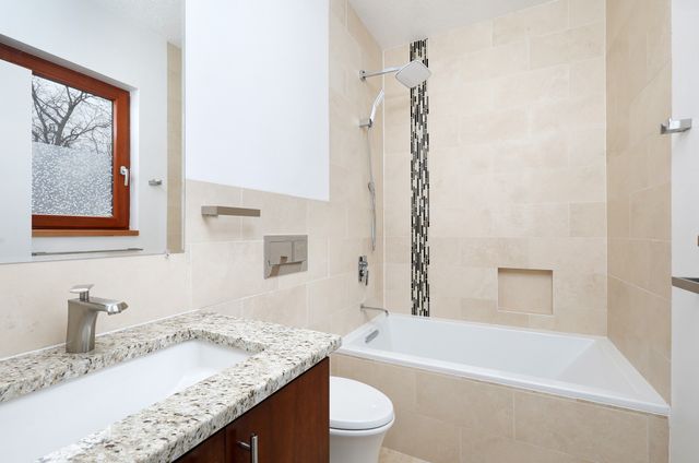 4001 Cartier Avenue, Ames, IA 50014