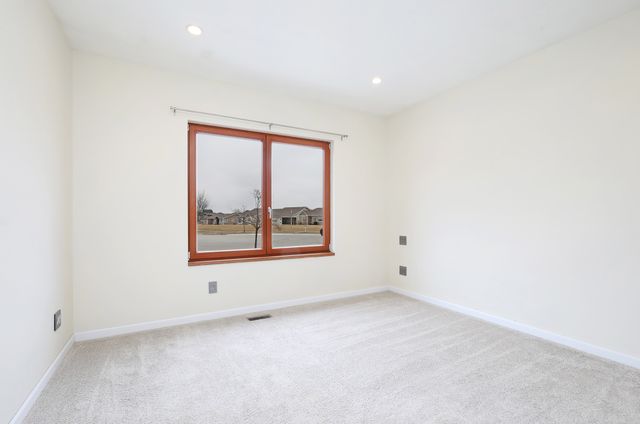 4001 Cartier Avenue, Ames, IA 50014