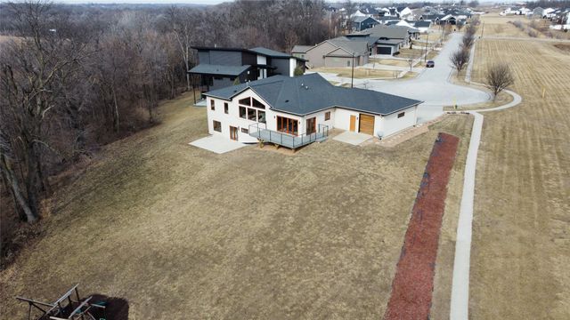 4001 Cartier Avenue, Ames, IA 50014