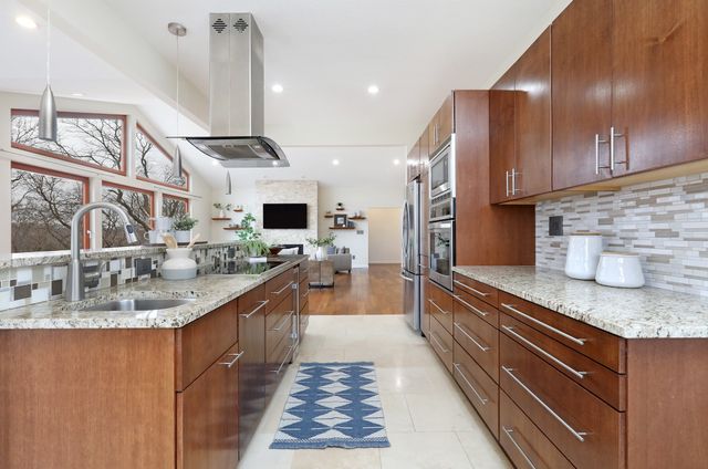 4001 Cartier Avenue, Ames, IA 50014