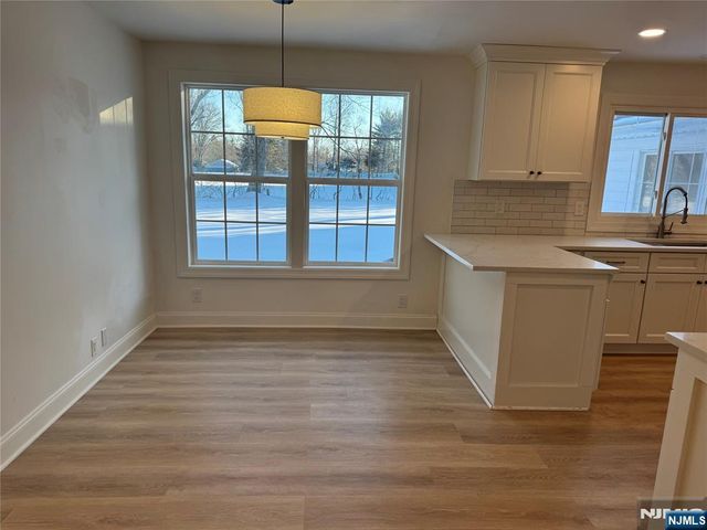 19 Lavina Terrace, Wayne, NJ 07470