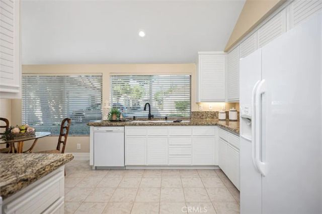 21527 Paseo Palmetto, Mission Viejo, CA 92692