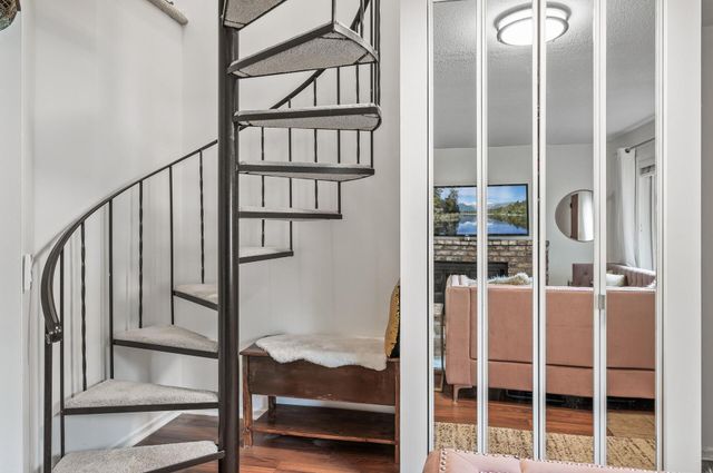 2220 Ridge Drive 16, Saint Louis Park, MN 55416