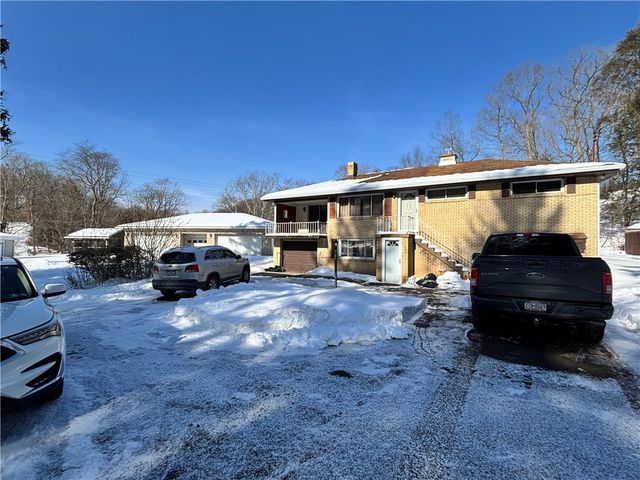 104 & 106 7th Street Ext, Trafford, PA 15085