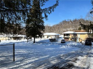 104 & 106 7th Street Ext, Trafford, PA 15085