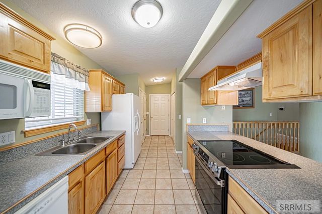 420 Gardner Drive, Blackfoot, ID 83221