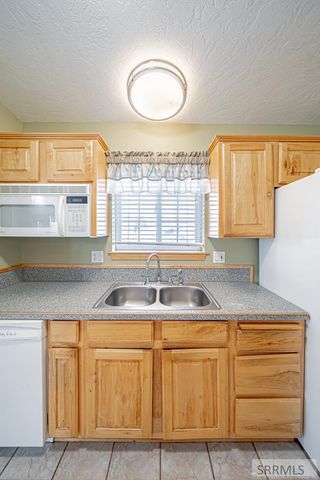 420 Gardner Drive, Blackfoot, ID 83221