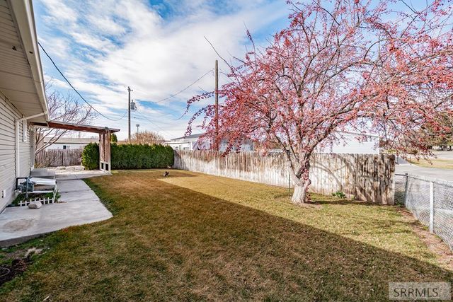 420 Gardner Drive, Blackfoot, ID 83221