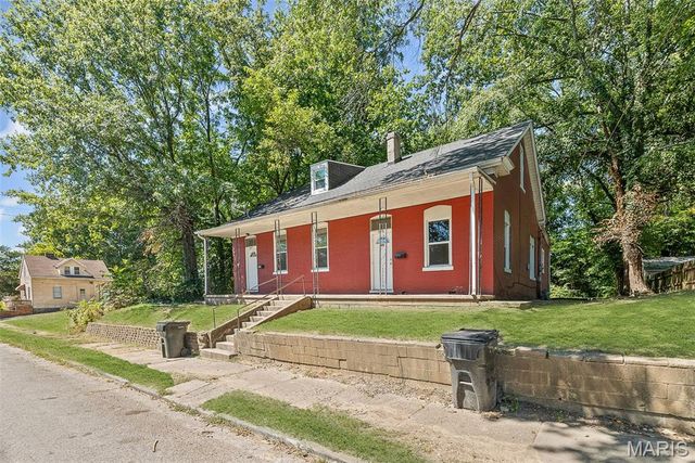 619 E McKinley Street, Belleville, IL 62220