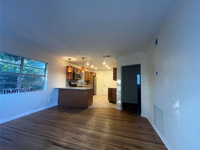 1315 E CENTRAL BOULEVARD, Orlando, FL 32801
