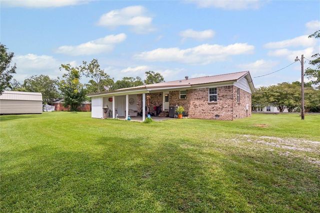 14230 Wintzell S Avenue, Bayou La Batre, AL 36509
