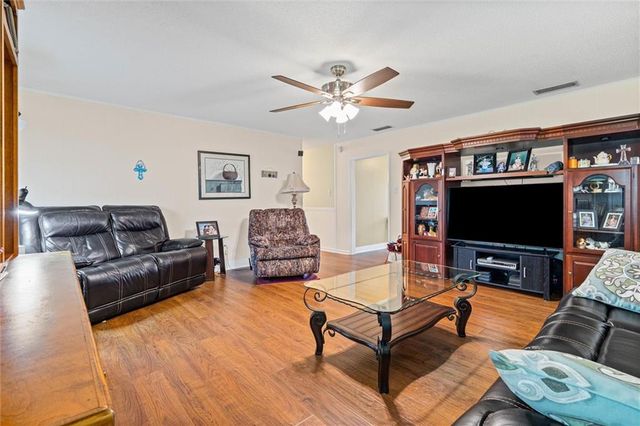 14230 Wintzell S Avenue, Bayou La Batre, AL 36509