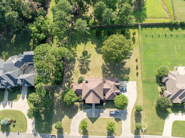 665 Huntington Lane, Conway, AR 72034