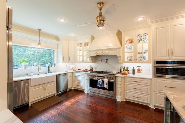 665 Huntington Lane, Conway, AR 72034