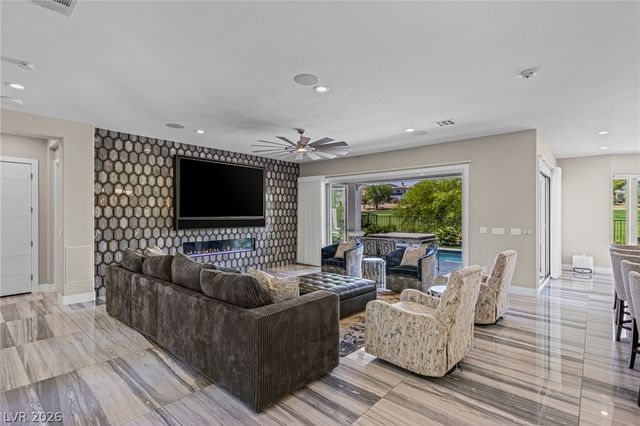 1979 Orchard Mist Street, Las Vegas, NV 89135