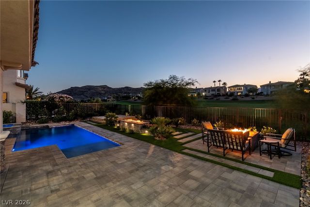 1979 Orchard Mist Street, Las Vegas, NV 89135