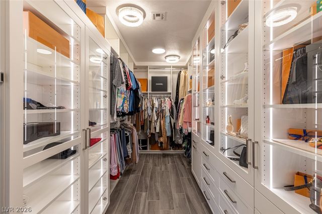 1979 Orchard Mist Street, Las Vegas, NV 89135