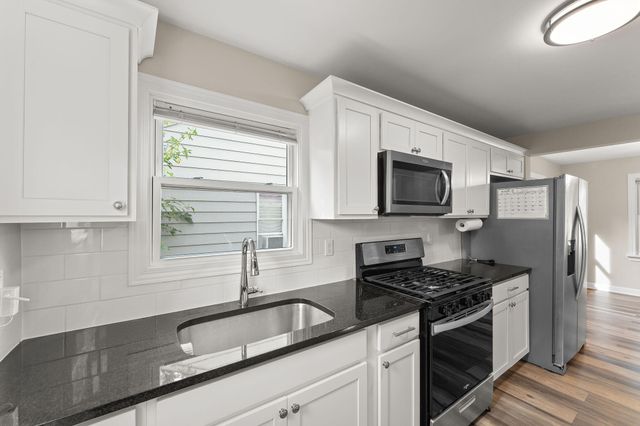 5043 Adams Street, Gary, IN 46408