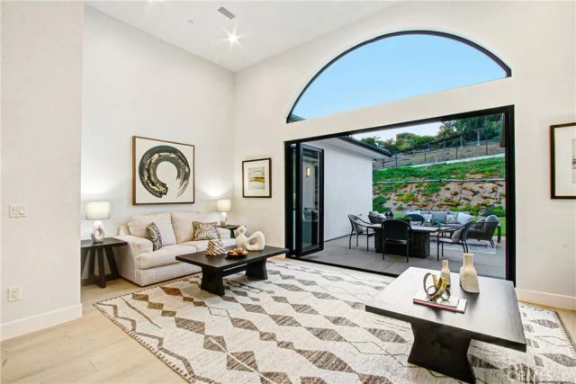 2027 Via Monserate, Fallbrook, CA 92028