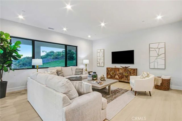 2027 Via Monserate, Fallbrook, CA 92028