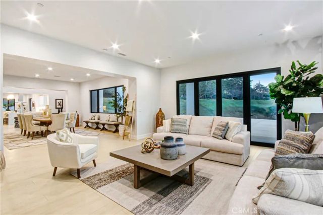 2027 Via Monserate, Fallbrook, CA 92028