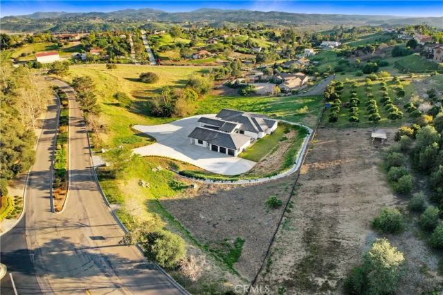 2027 Via Monserate, Fallbrook, CA 92028
