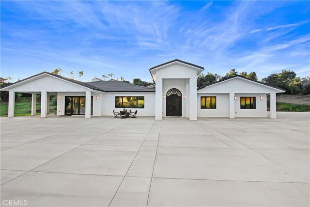 2027 Via Monserate, Fallbrook, CA 92028