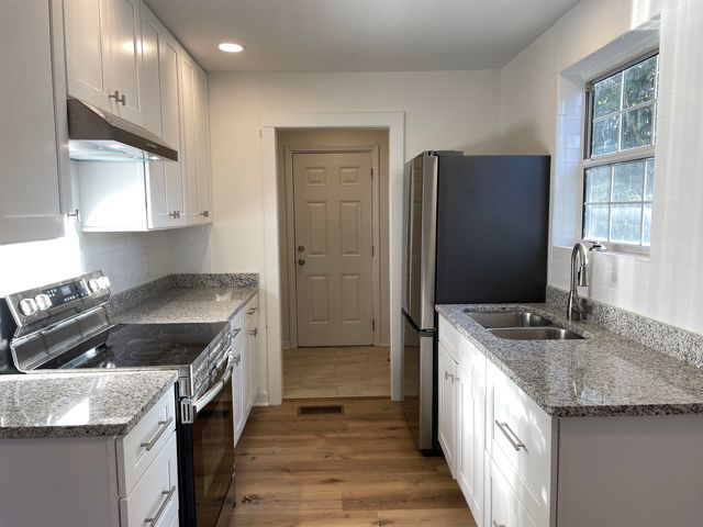 1822 Pepper Drive, Tallahassee, FL 32304