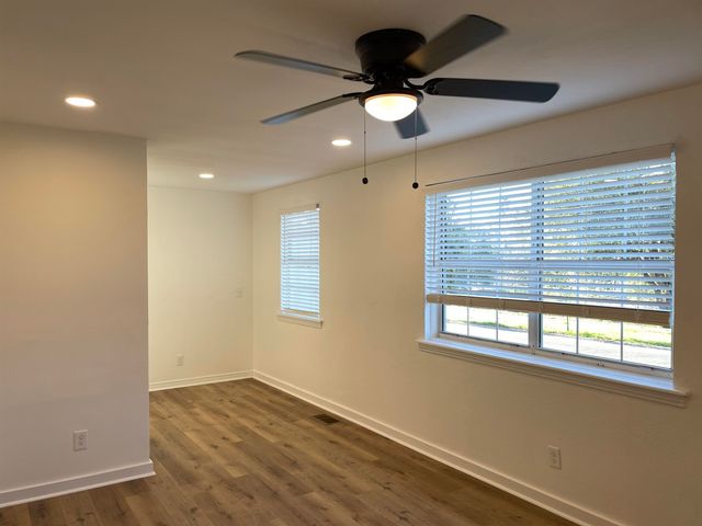 1822 Pepper Drive, Tallahassee, FL 32304