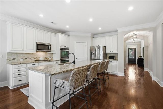 4718 Lakeway Place, Alpharetta, GA 30005