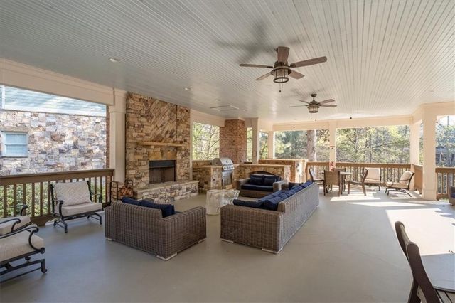 4718 Lakeway Place, Alpharetta, GA 30005