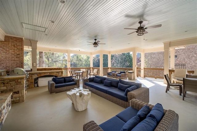 4718 Lakeway Place, Alpharetta, GA 30005