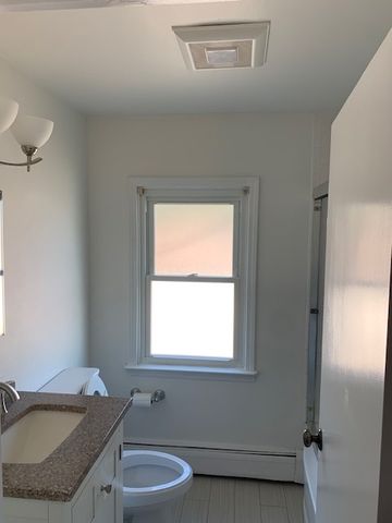 4210 N Moody Avenue, Chicago, IL 60634