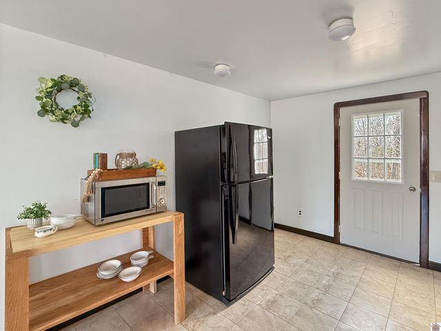 163 Hesley, New Concord, KY 42076