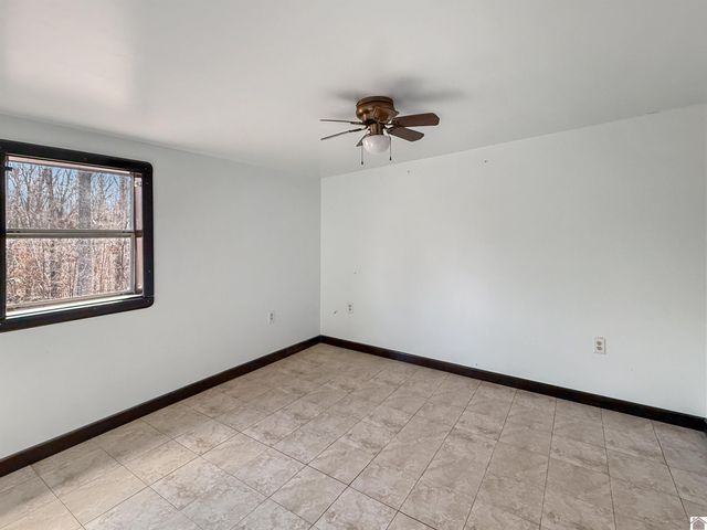 163 Hesley, New Concord, KY 42076