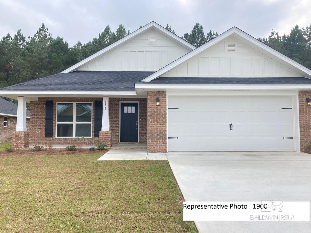 620 Mayflower Drive, Foley, AL 36535