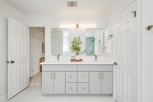 16111 Rustic LN, Austin, TX 78717