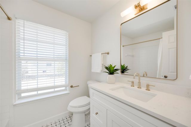 16111 Rustic LN, Austin, TX 78717