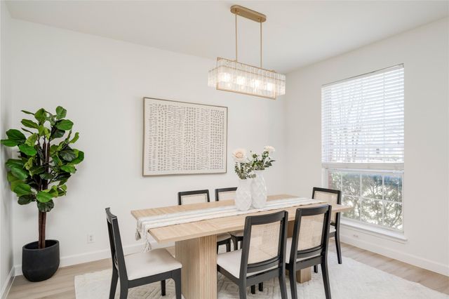 16111 Rustic LN, Austin, TX 78717