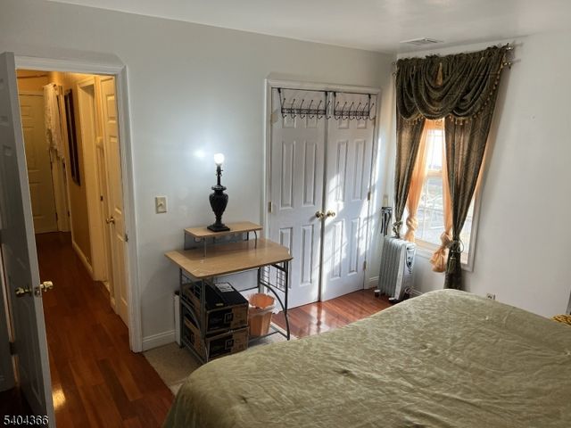 415 Wheatsheaf Rd, Roselle Boro, NJ 07203