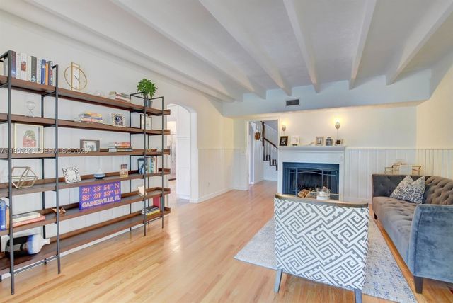 1210 SW 19th St, Boca Raton, FL 33486