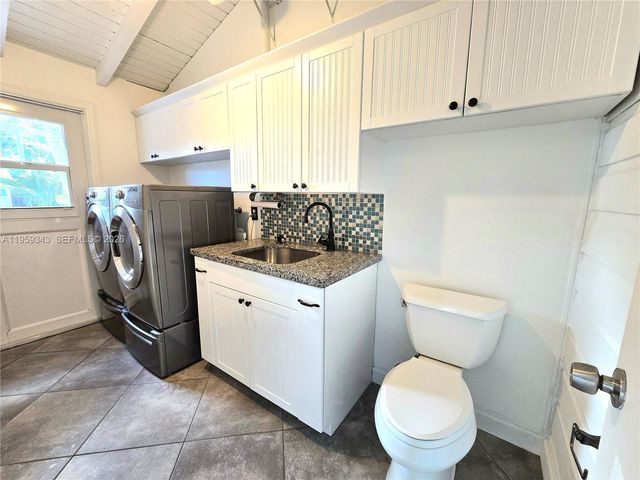 1210 SW 19th St, Boca Raton, FL 33486