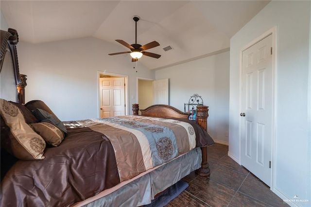 1701 E Campeche Avenue, Alton, TX 78573
