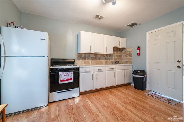 1701 E Campeche Avenue, Alton, TX 78573