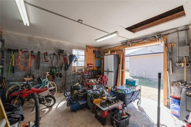 1701 E Campeche Avenue, Alton, TX 78573