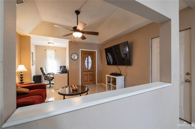 1701 E Campeche Avenue, Alton, TX 78573
