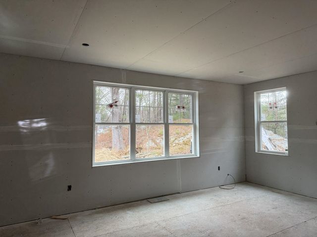 39 Mill Road, North Hampton, NH 03862
