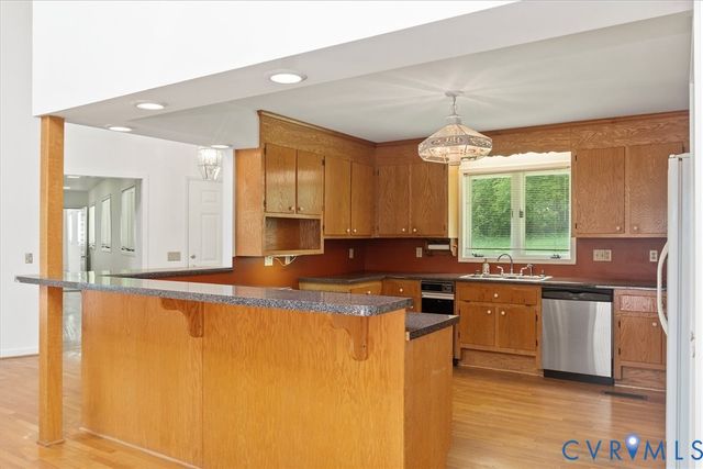 1571 Mount Vernon St, Petersburg, VA 23805