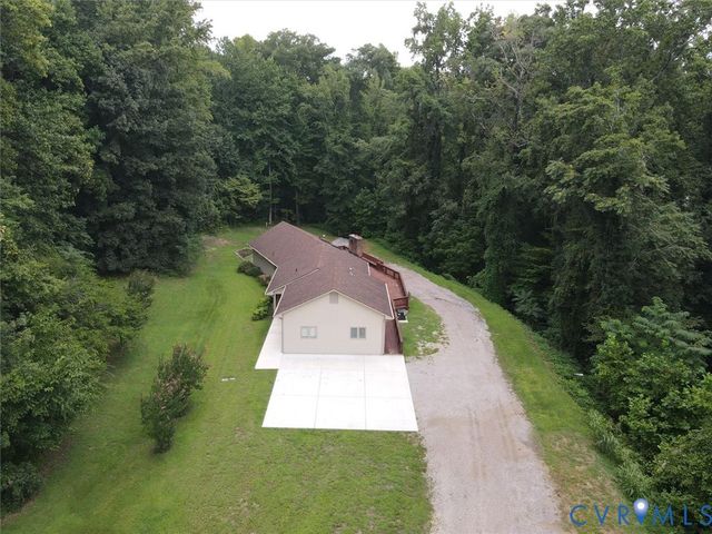 1571 Mount Vernon St, Petersburg, VA 23805